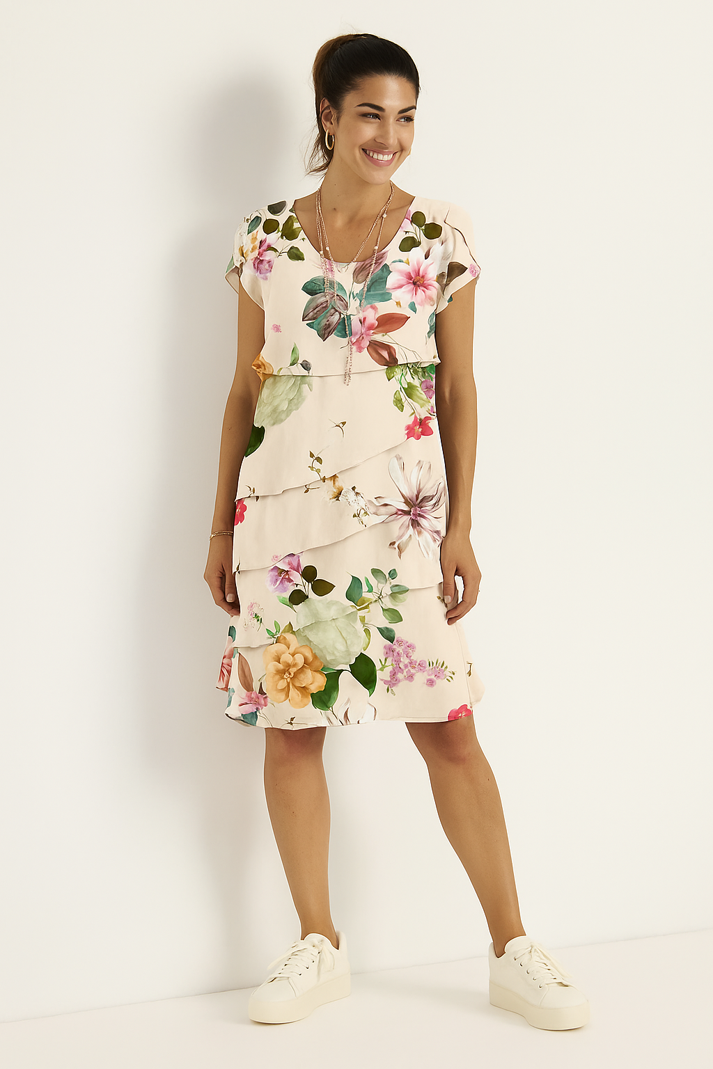 Bettina - Robe cascade élégante avec motif floral charmant