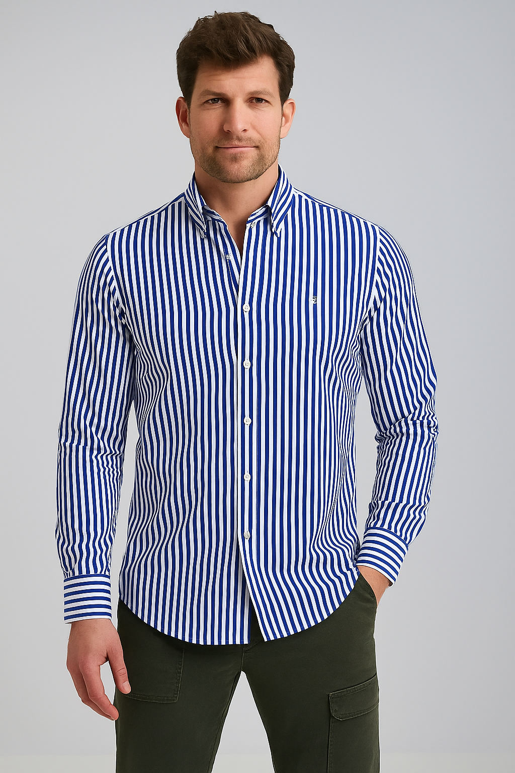 Chemise à rayures Leo - Protection élégante pour votre quotidien!