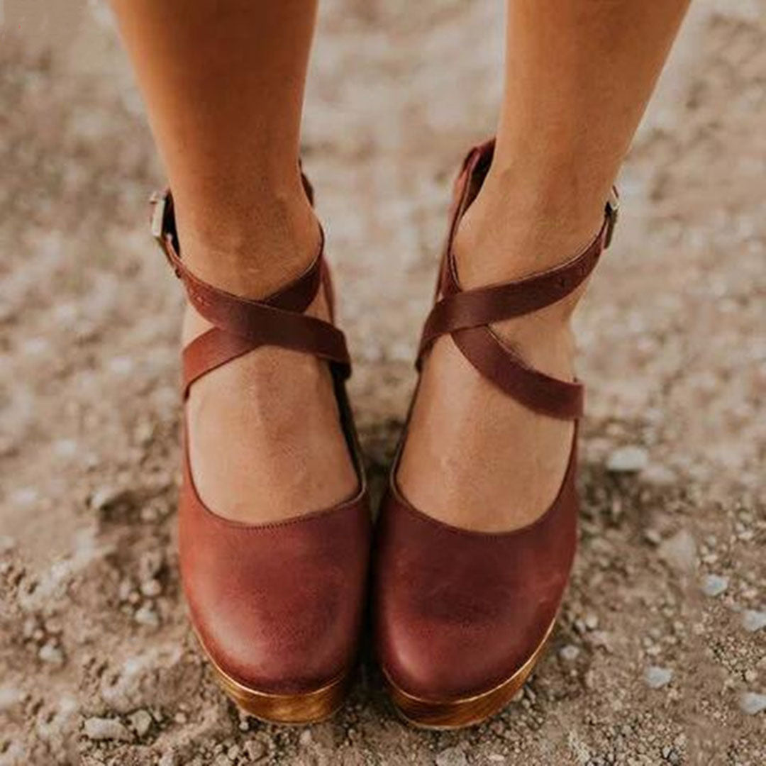 Élise – Sandales à talons compensés à bout fermé, sangle à la cheville et tige en cuir pour un confort exceptionnel