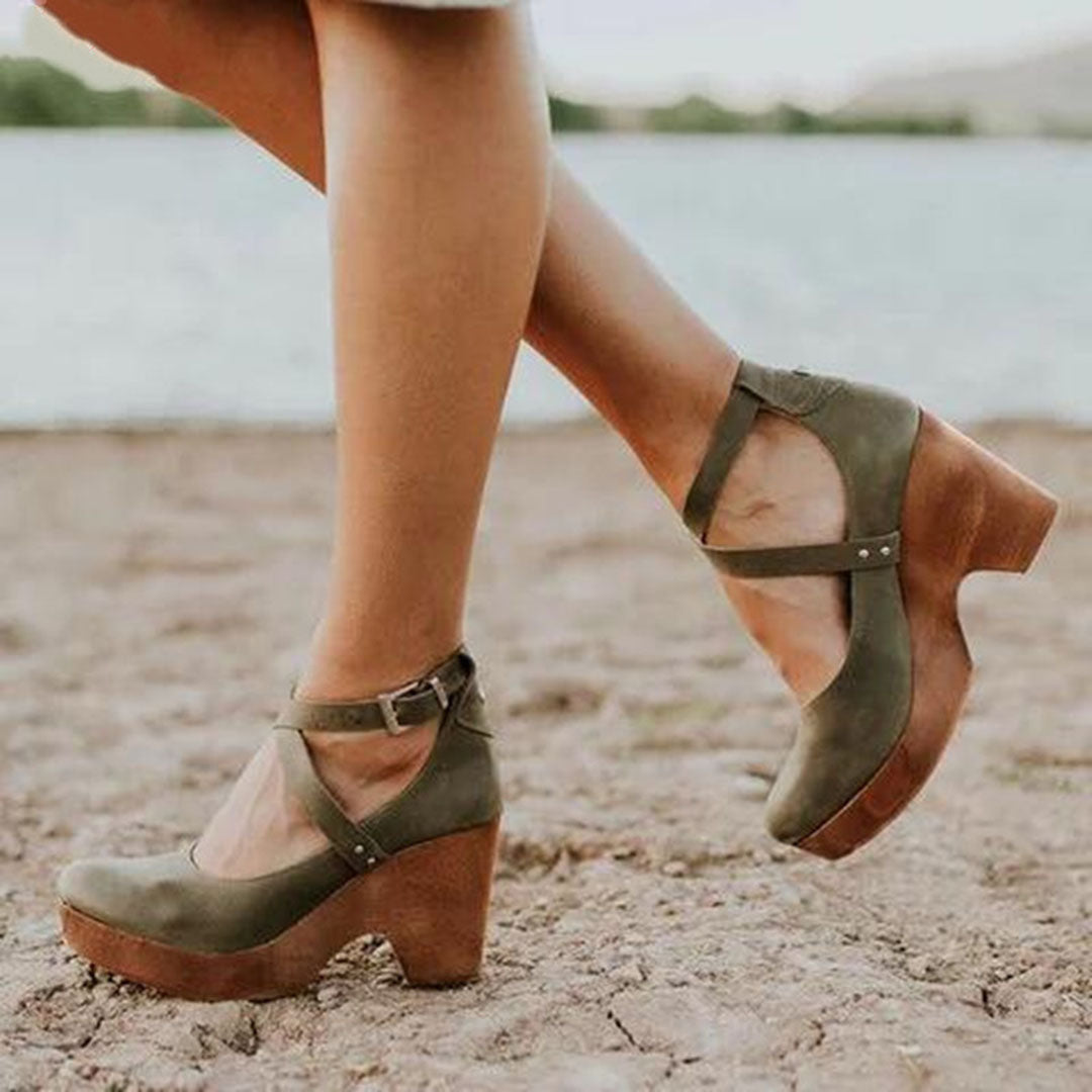 Élise – Sandales à talons compensés à bout fermé, sangle à la cheville et tige en cuir pour un confort exceptionnel