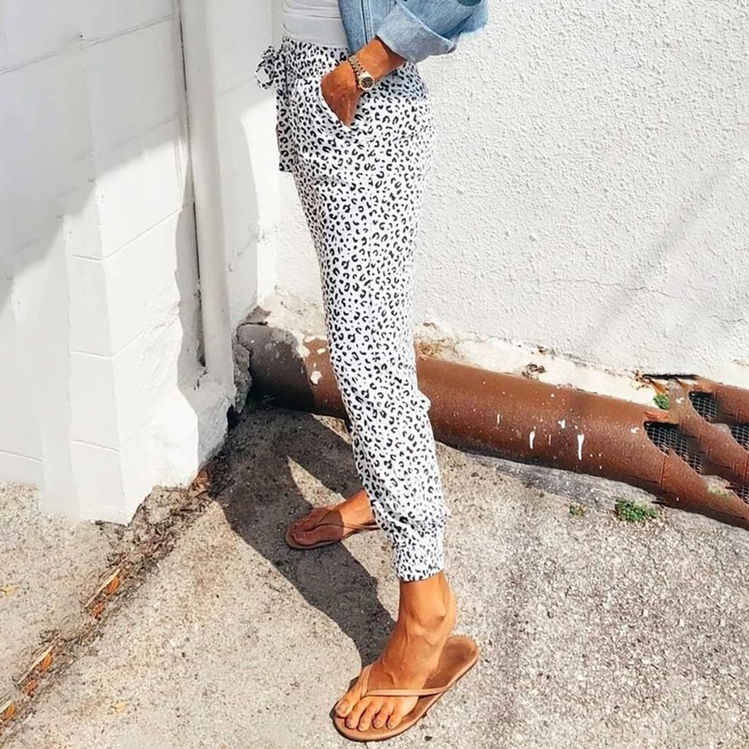 Kleo – Pantalon de détente à motif léopard, alliant confort et style décontracté