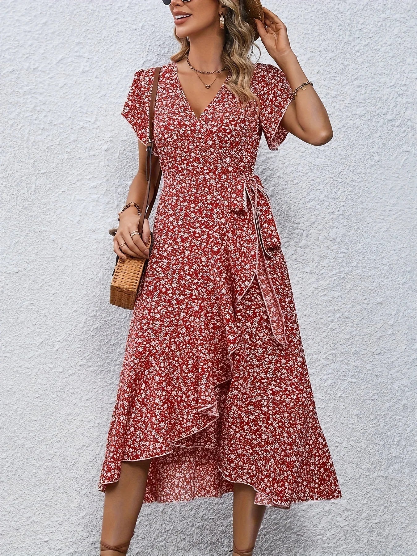 Mette - Robe d'été élégante à imprimé floral et détails magiques
