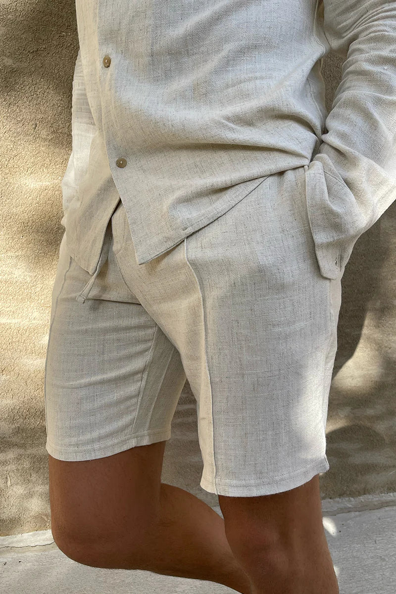 Nilo – Shorts en lin couleur flocons d’avoine, coupe épurée et élégance décontractée pour homme