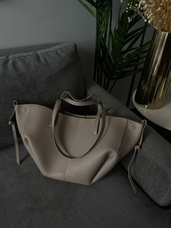 Clara – Sac fourre-tout vintage, élégant et résistant